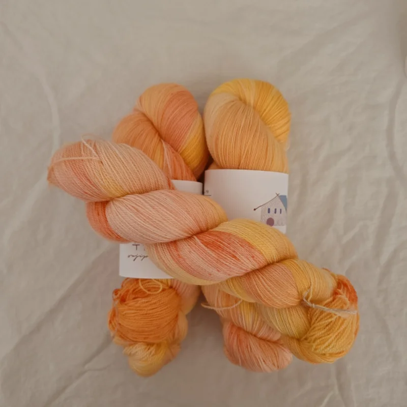 Grapefruit — Merino Lace 800 · Superwash