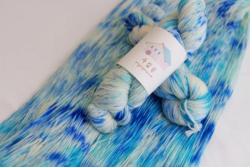 Blue Dots hand-dyed yarn